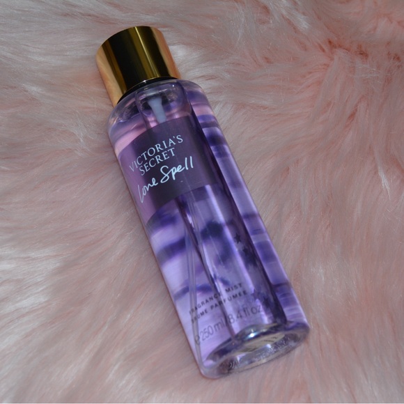 Victoria’s Secret Love Spell Fragrance Mist 8.4 oz NEW - Picture 2 of 4
